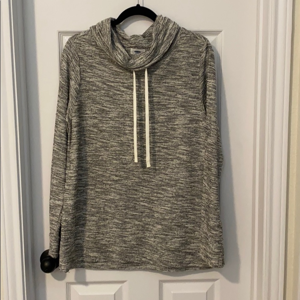 Old Navy Sweatshirt